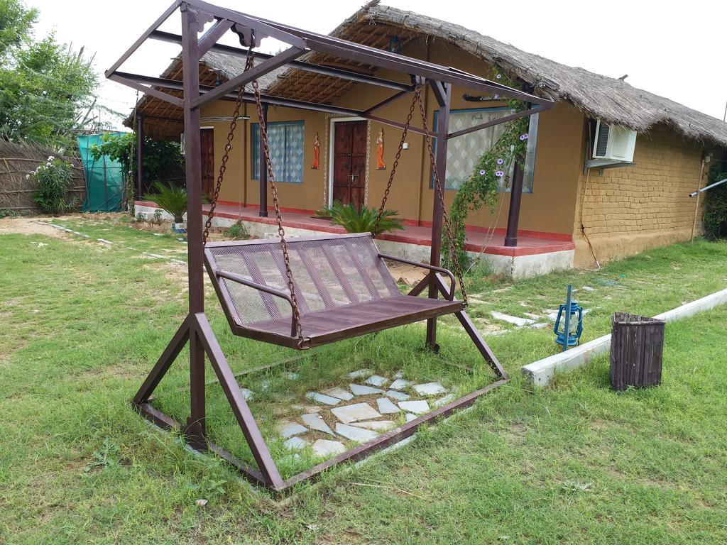 פושקאר The Narayan Resort Farm Stay מראה חיצוני תמונה