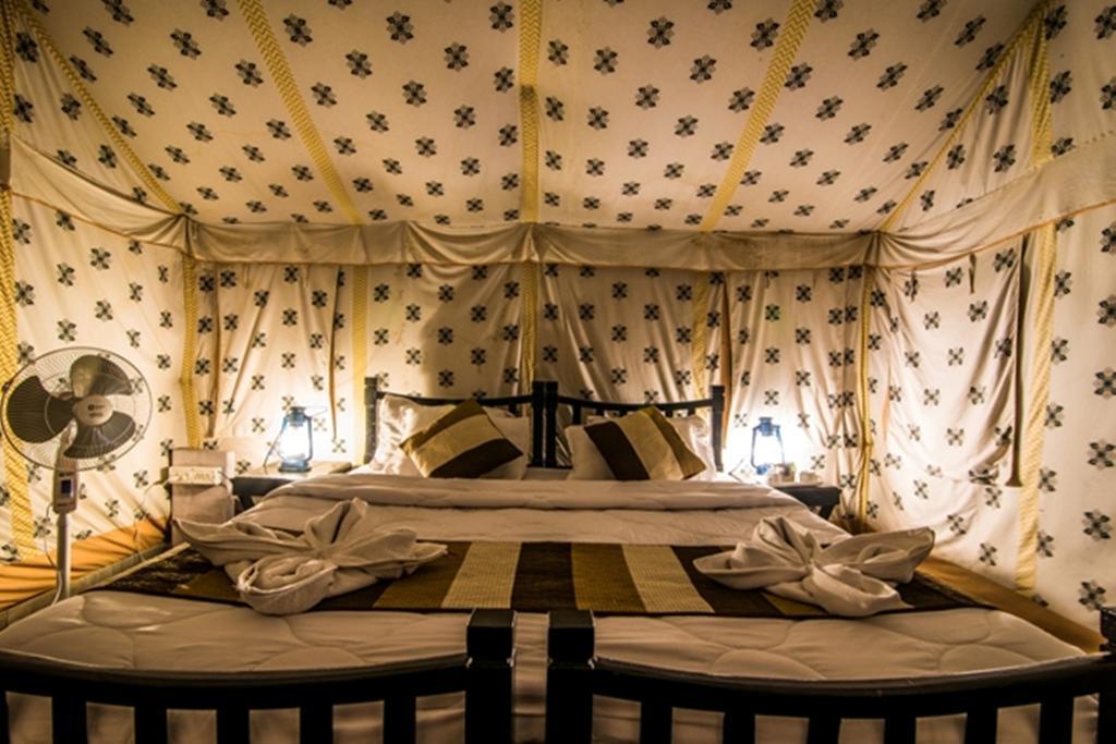 פושקאר The Narayan Resort Farm Stay מראה חיצוני תמונה