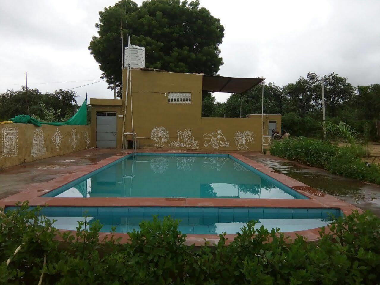 פושקאר The Narayan Resort Farm Stay מראה חיצוני תמונה